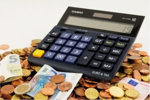 Calculator reducing costs