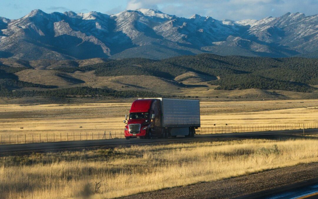 Current Commercial Truck Financing Rates in 2025 and How to Get the Best Deal