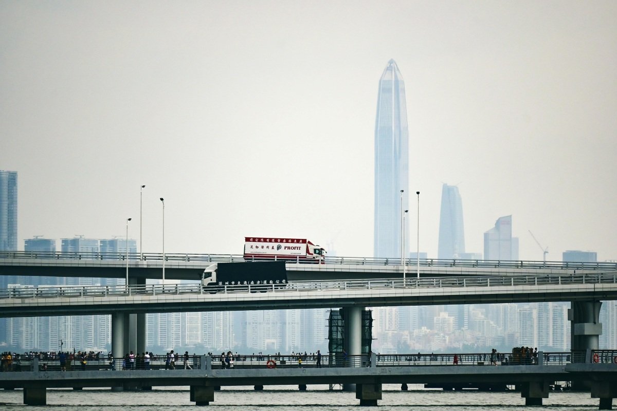 Tariffs, Inflation, and Regulations_ What’s Ahead for Commercial Vehicle Financing 4